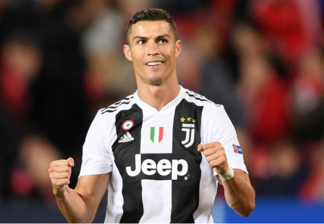 日职联争冠关键战前瞻：柏太阳神主场冲冠遇阻 町田泽维携交锋优势来袭（日职联争冠焦点战前瞻：柏太阳神主场冲顶受考验，町田泽维凭交锋优势压境）