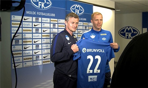 字母哥：我可以出战明天的背靠背比赛，并且出场时间比今天多（字母哥：明天背靠背能打，出场时间将比今天更长）