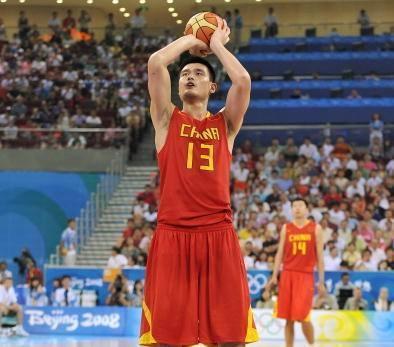 欧洲五大联赛本轮比赛焦点回顾（欧洲五大联赛本轮看点速览）