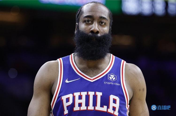 2场贡献6球1助攻+夺得金靴，法比奥当选中超11月最佳球员（两战斩6球1助并加冕金靴，法比奥荣膺中超11月最佳球员）