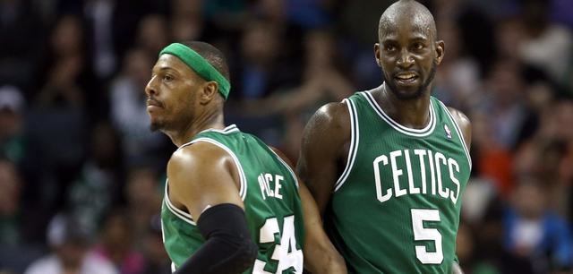 球队把主场气氛拉满（球队点燃主场氛围）