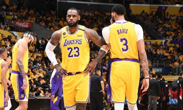 【2025中超总结之大连英博】打造亚洲第一主场（【2025中超盘点·大连英博】锻造亚洲最强主场）