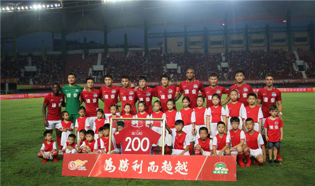 泰伦·卢：我们的目标是剩余比赛拿下至少35胜20负（泰伦·卢：争取在剩余赛程拿到至少35胜20负）