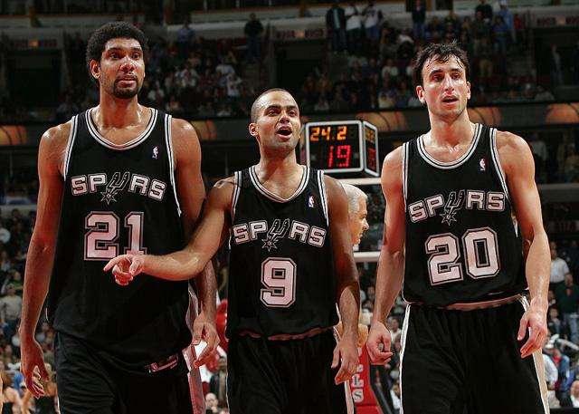 孔帕尼：明天的裁判在意甲被禁赛？我执教伯恩利也降过级（孔帕尼：明日主裁曾在意甲被停哨？我带伯恩利也经历过降级）