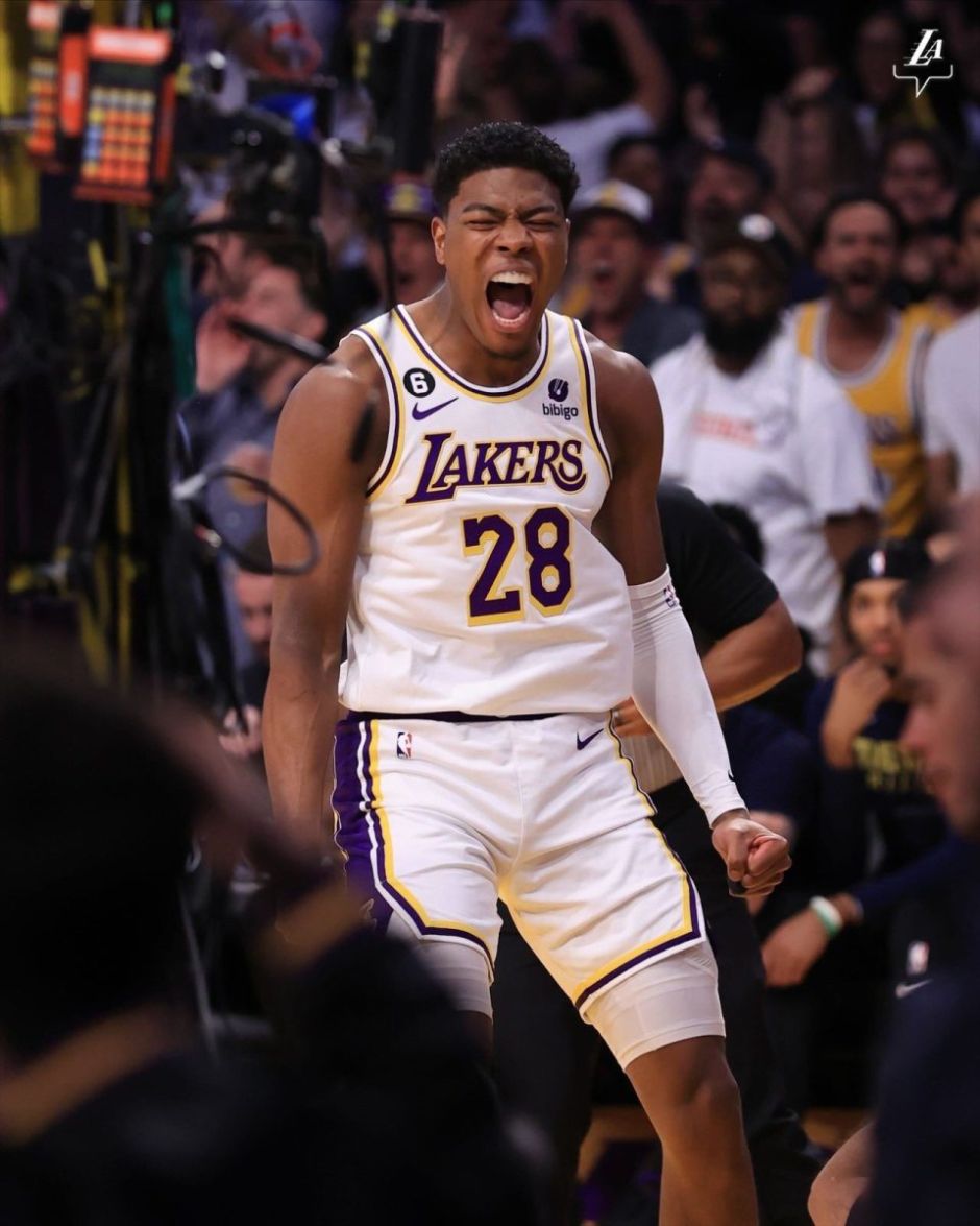 皇马TV回应拉波尔塔：别想让内格雷拉案翻篇，这是最大丑闻（皇马电视台回击拉波尔塔：内格雷拉案不能翻篇，这是足坛最大丑闻）