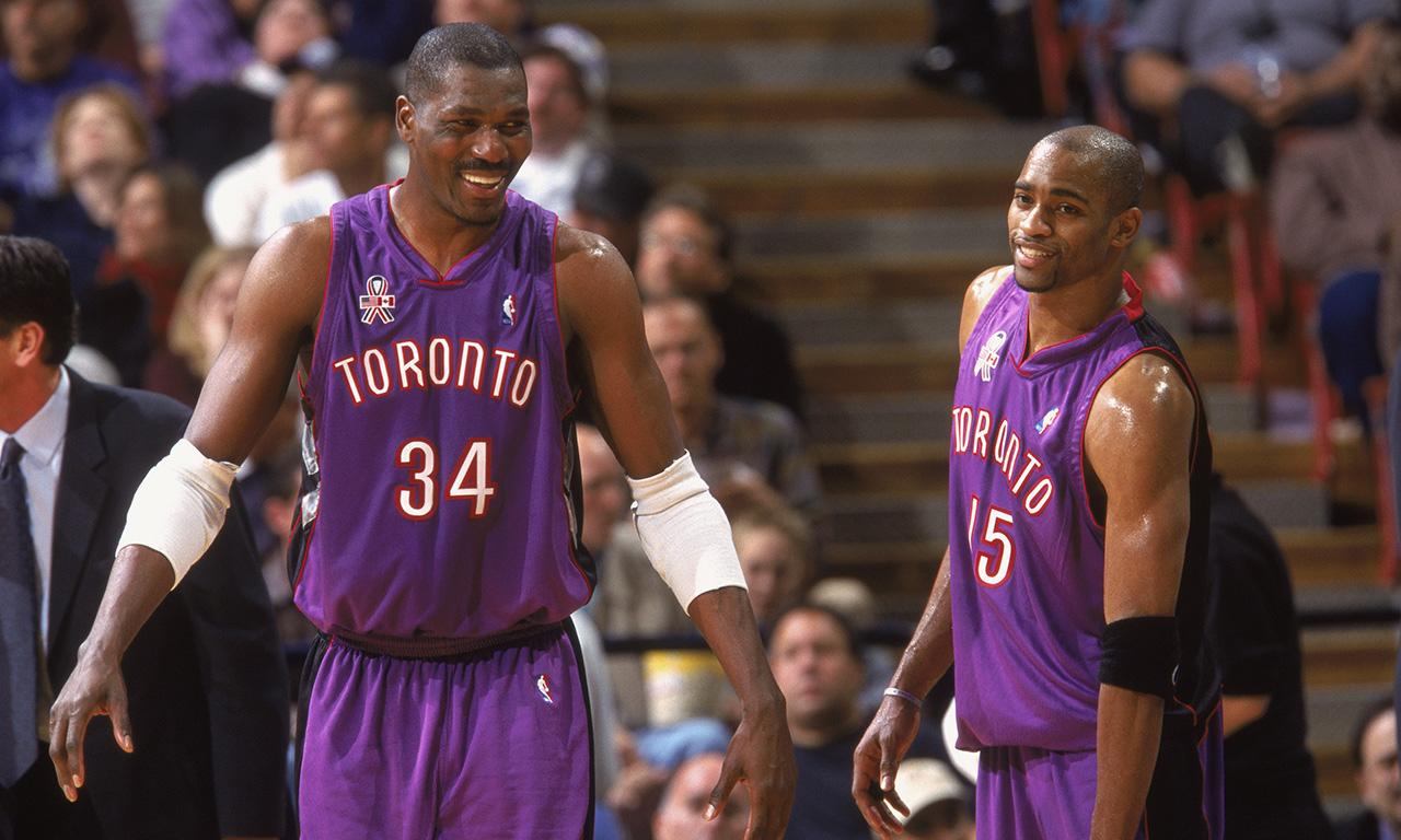 世俱杯夺冠赔率：曼城全胜登顶 大巴黎皇马紧追（世俱杯冠军赔率：曼城全胜领跑，巴黎圣日耳曼与皇马紧随其后）